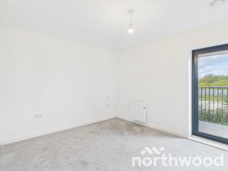 2 bedroom Flat to let in Hampton Place, Victoria Way, Ashford, TN23