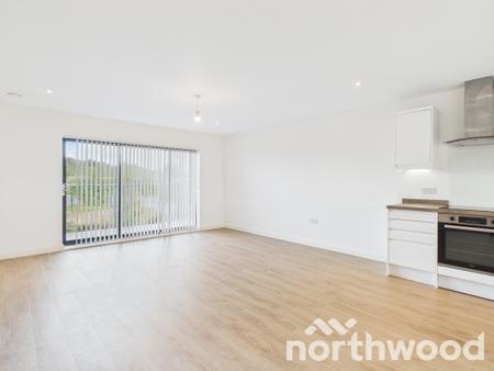 2 bedroom Flat to let in Hampton Place, Victoria Way, Ashford, TN23