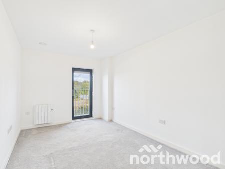 2 bedroom Flat to let in Hampton Place, Victoria Way, Ashford, TN23