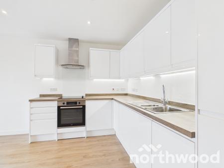 2 bedroom Flat to let in Hampton Place, Victoria Way, Ashford, TN23
