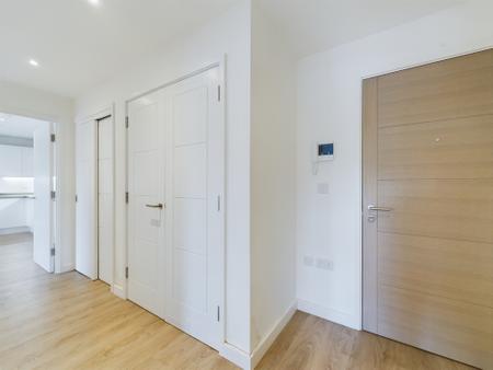2 bedroom Flat to let in Hampton Place, Ashford, Ashford, TN23