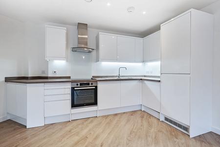 2 bedroom Flat to let in Hampton Place, Ashford, Ashford, TN23
