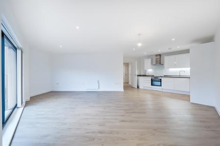 2 bedroom Flat to let in Hampton Place, Ashford, Ashford, TN23