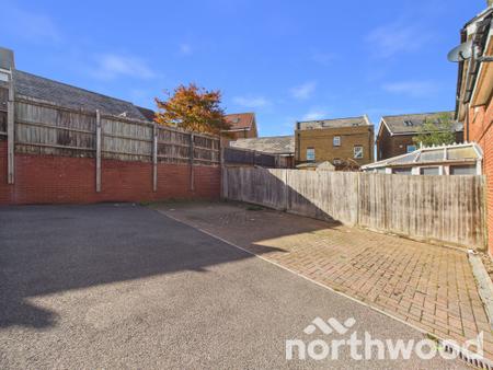 2 bedroom Terraced House for sale in Gravelly Field, Singleton, Ashford, TN23