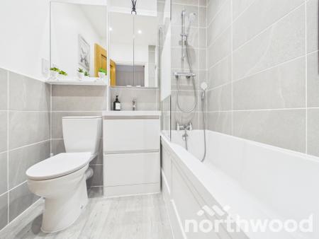 2 bedroom Terraced House for sale in Gravelly Field, Singleton, Ashford, TN23