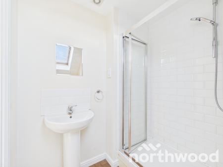 3 bedroom Terraced House to let in Orchid Court, Kingsnorth, Ashford, TN23