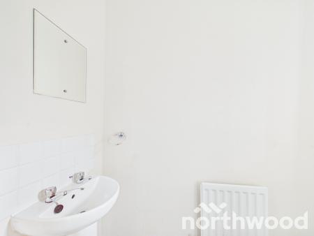 3 bedroom Terraced House to let in Orchid Court, Kingsnorth, Ashford, TN23