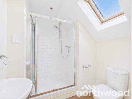 3 bedroom Terraced House to let in Orchid Court, Kingsnorth, Ashford, TN23