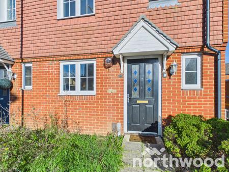 3 bedroom Terraced House to let in Orchid Court, Kingsnorth, Ashford, TN23