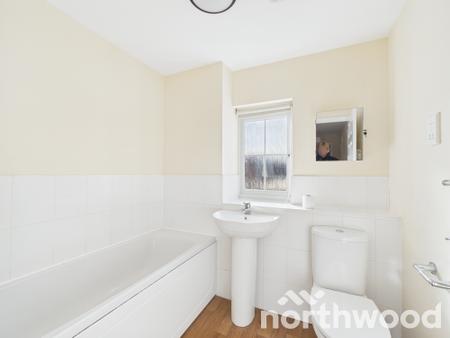 3 bedroom Terraced House to let in Orchid Court, Kingsnorth, Ashford, TN23