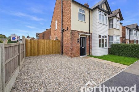 3 bedroom Semi-detached house for sale in Victoria Road, Town Centre, Ashford, TN23