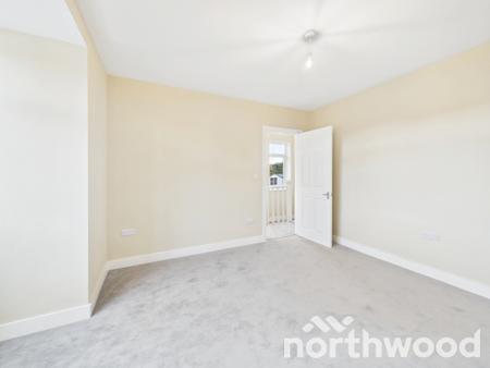 3 bedroom Semi-detached house for sale in Victoria Road, Town Centre, Ashford, TN23
