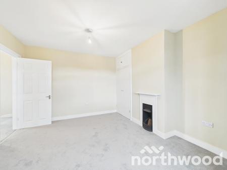 3 bedroom Semi-detached house for sale in Victoria Road, Town Centre, Ashford, TN23