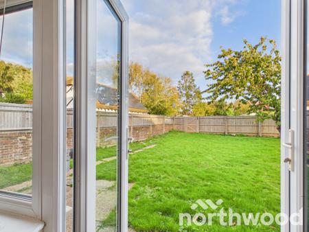 3 bedroom Bungalow to let in The Street, Willesborough Lees, Ashford, TN24