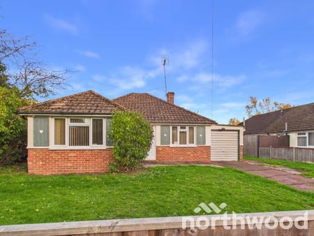 3 bedroom Bungalow to let in The Street, Willesborough Lees, Ashford, TN24