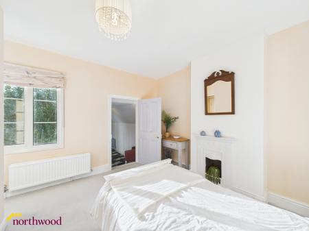 5 bedroom Detached house for sale in Barford Road, Bloxham, OX15