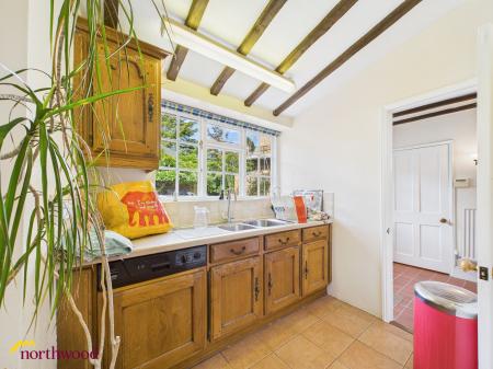 4 bedroom Detached house for sale in Boddington Road, Byfield, NN11