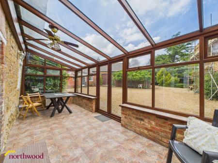 4 bedroom Detached house for sale in Boddington Road, Byfield, NN11