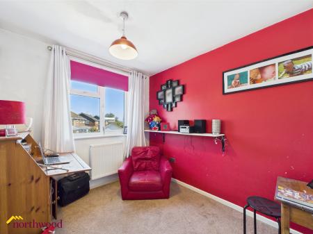 4 bedroom Detached house for sale in Chipperfield Park Road, Bloxham, OX15