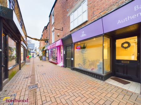 2 bedroom Duplex for sale in Church Lane, Banbury, OX16