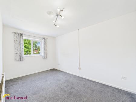 4 bedroom End of terrace house for sale in Ferriston, Banbury, OX16