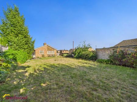 3 bedroom Detached bungalow for sale in Rochester Way, Twyford, OX17