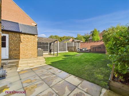 3 bedroom Detached house for sale in Yeoman Close, Bodicote, OX15