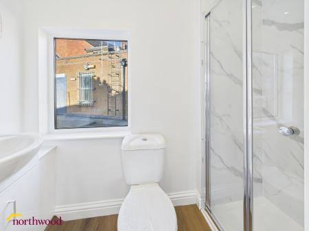 1 bedroom Studio flat to let in George Street, Banbury, OX16