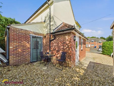 1 bedroom House share to let in Hastings Road, Banbury, OX16