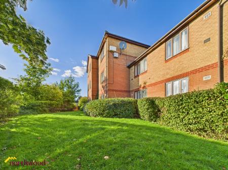1 bedroom Flat to let in Parklands, Banbury, OX16