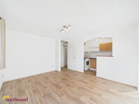 1 bedroom Flat to let in Parklands, Banbury, OX16