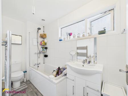3 bedroom Terraced House to let in Portway, Banbury, OX16