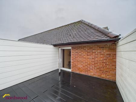 1 bedroom Studio flat to let in Horse Fair, Banbury, OX16