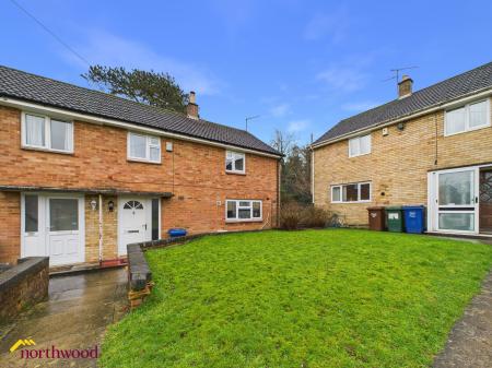 3 bedroom End of terrace house for sale in Deacon Way, Banbury, OX16