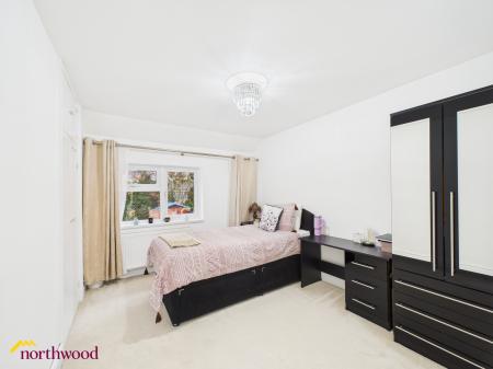 3 bedroom End of terrace house for sale in Deacon Way, Banbury, OX16