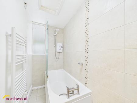 2 bedroom Flat to let in Calthorpe Road, Banbury, OX16