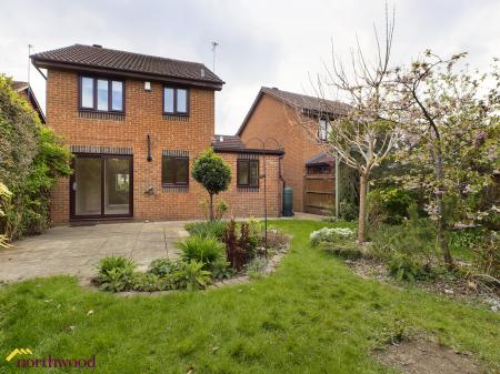 3 bedroom Detached house to let in Brinkburn Grove, Banbury, OX16
