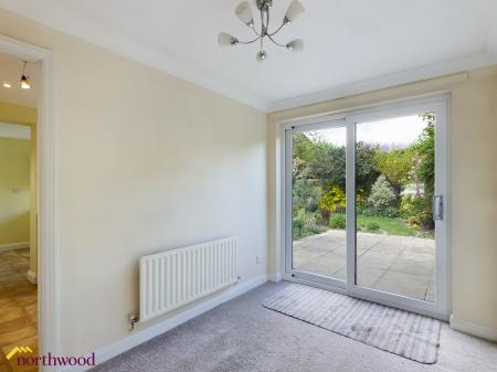 3 bedroom Detached house to let in Brinkburn Grove, Banbury, OX16