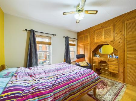 2 bedroom Terraced House to let in West Street, Banbury, OX16