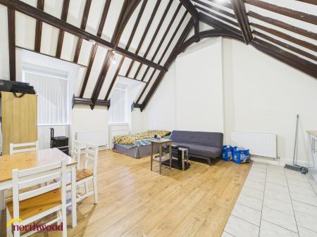 1 bedroom Flat to let in Horse Fair, Banbury, OX16