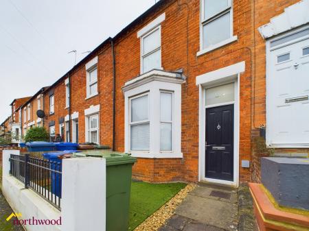 1 bedroom House share to let in West Street, Banbury, OX16