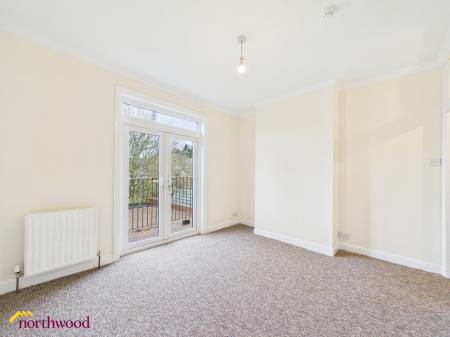 1 bedroom Flat to let in Broughton Road, Banbury, OX16
