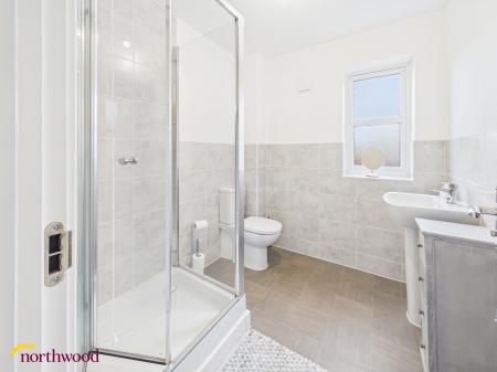 4 bedroom Semi-detached house for sale in Nickling Road, Banbury, OX16