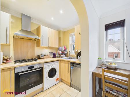 2 bedroom Flat for sale in Dashwood Road, Banbury, OX16