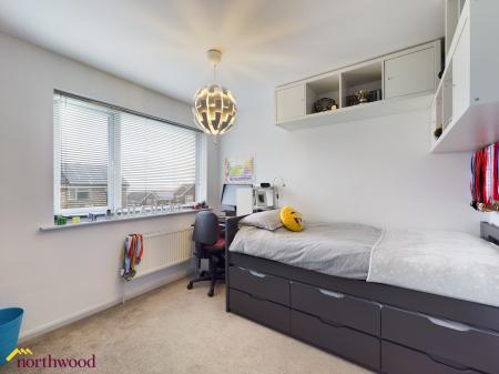 3 bedroom Semi-detached house to let in Whimbrel Way, Banbury, OX16