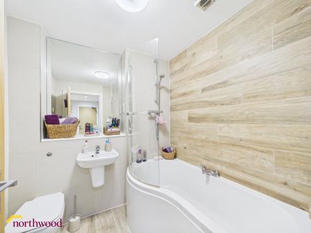 1 bedroom Flat for sale in Tramway Road, Banbury, OX16