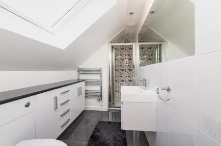 5 bedroom Detached house for sale in Sage Close, Banbury, OX16