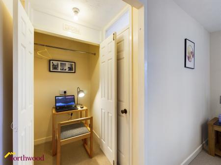 1 bedroom Terraced House for sale in Daimler Avenue, Banbury, OX16