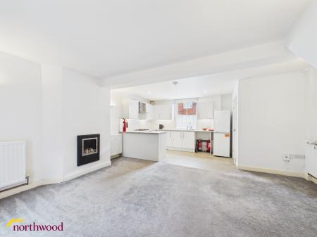 2 bedroom Semi-detached house to let in Cowl Street, Evesham, WR11