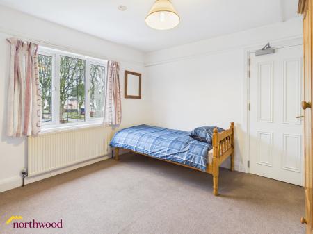 1 bedroom House share to let in Easington Road, Banbury, OX16